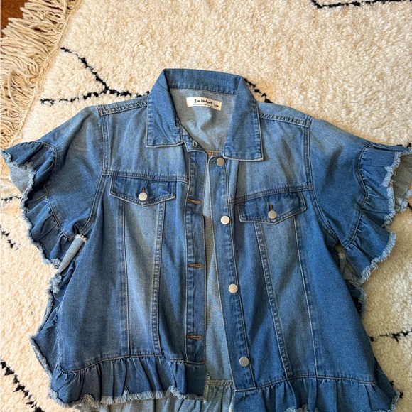 Three Bird Nest Scottie Ruffled Denim Jacket size S/M light blue denim - Picture 3 of 11
